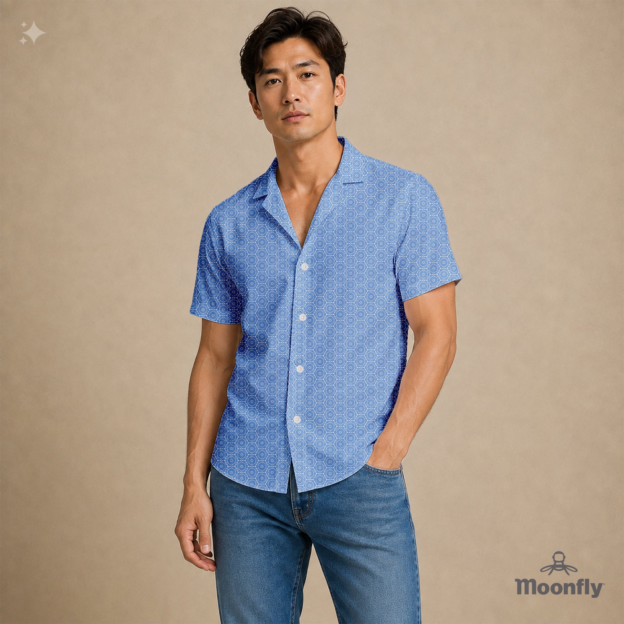  Men’s geometric-pattern cotton Hawaiian short-sleeve button-down shirt in cream and blue. 